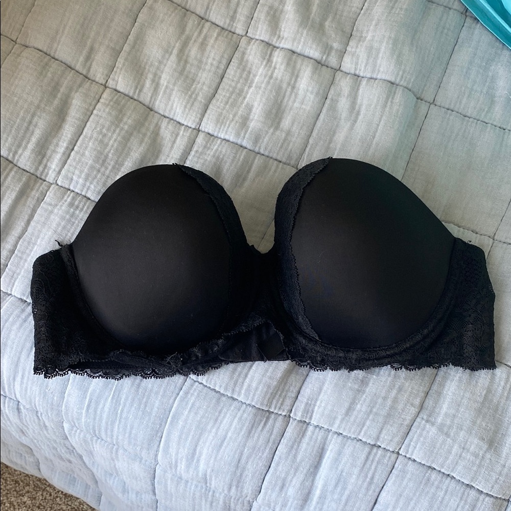 Victoria Secret Black Lace Strapless Bra